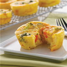 Crustless Broccoli & Cheddar Mini Quiches