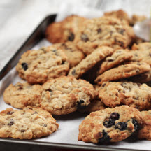Chewy Blueberry Oatmeal Cookies