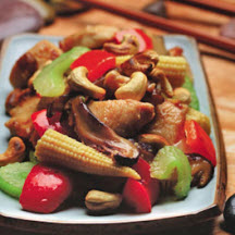 Chicken with Ginger and Cashews