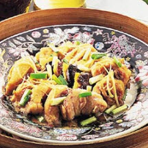 Steamed Chicken Legs with Dried Mushrooms