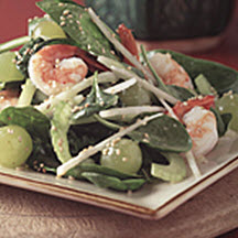 Crunchy Spinach Salad with Shrimp & Grapes