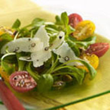 Organic Sweet Greens Salad with Pepato