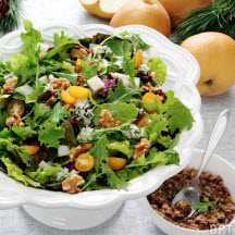 Walnut-Bleu Date Vinaigrette Salad
