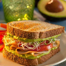 Turkey Sandwich with Spicy Avocado Spread