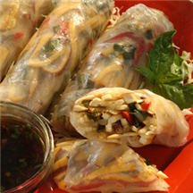 Refreshing Vegetarian Spring Rolls