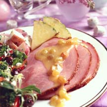 Glazed Ham with Pineapple-Raisin Sauce